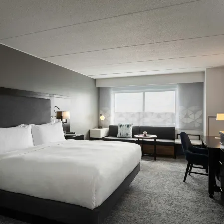The Baronette Renaissance Detroit-Novi Hotel