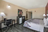Red Roof Inn & Suites Austin East - Manor - Motels