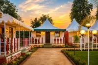 Vasant Vihar Resort - parking