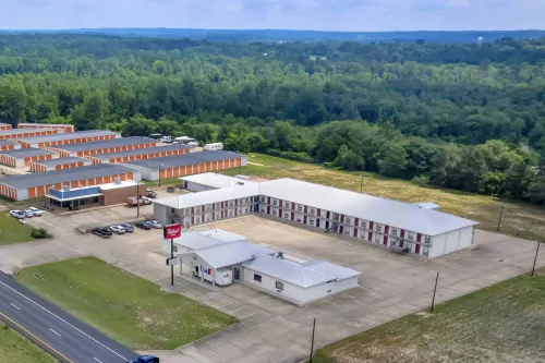 Red Roof Inn Nacogdoches - parking