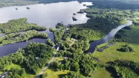 Hazelnut Villa - Lake & Town Retreat -  Ferienhäuser