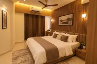 Hotel 9 Square Rajkot - Near Synergy Hospital - 2-Star