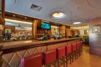 Coral Beach Hotel and Resort Beirut - Bintang 5