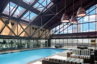 Amway Grand Plaza, Curio Collection by Hilton - Pools