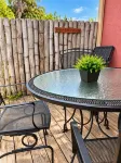 Sandy Feet Retreat 1A - Minutes to Sanibel - Pool - Fast WiFi - Free Parking - 3성급