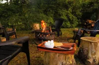 Applewood Lodge: Private A-Frame with Hot Tub Near Saugatuck & Lake Michigan - 3-Star