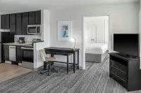 TownePlace Suites Joplin - parkir