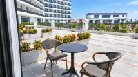 Tra Co Long Beach Hotel & Resort - Parkering