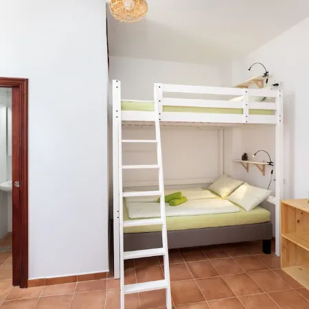 TenoHomes Tabaiba Guesthouse