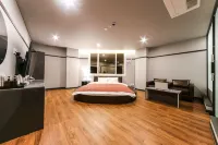 Changwon Jinhae Yongwon Hotel the K Hotels in Changwon