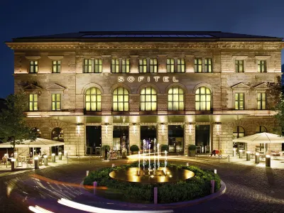 Sofitel Munich Bayerpost Hotels in der Nähe von Endless Staircase