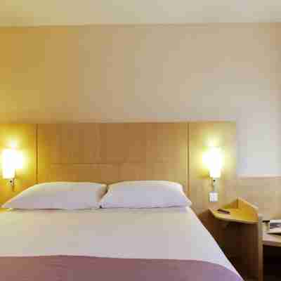 Hôtel ibis Paris La Défense Esplanade Rooms