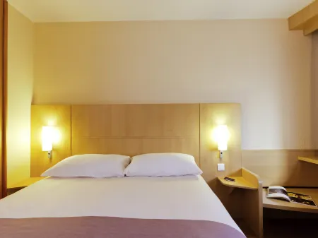 Ibis Paris la Défense Esplanade