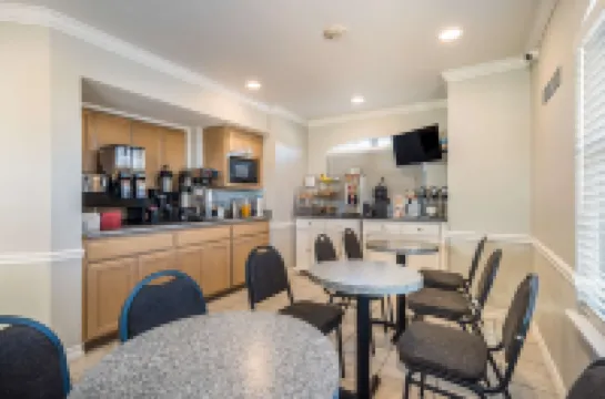 아메리카 베스트 밸류 인 뉴 브라운펄스 샌안토니오