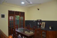 Villa Vinses in Hikkaduwa