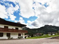 Penia 2 Hotels in Penia