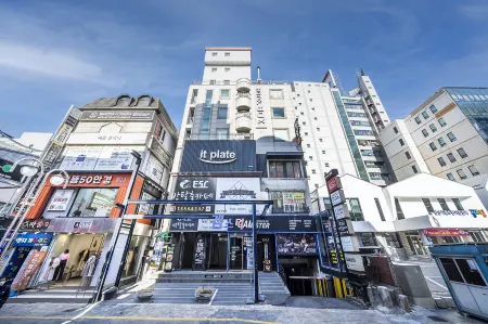 Cheonan Hotel Box Terminal Branch Отели рядом с достопримечательностью «Hoseo University, Cheonan Campus»