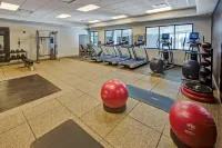 DoubleTree by Hilton Decatur Riverfront - Gym