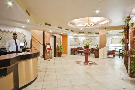 Hotel Ranjits Lakeview