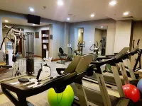 Parkside Hotel & Apartments