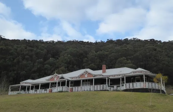 德拉林家園酒店