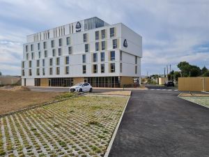 Hotel Akena Nantes Reze Aeroport - Neuf