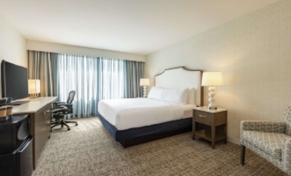 Embassy Suites by Hilton Philadelphia Valley Forge