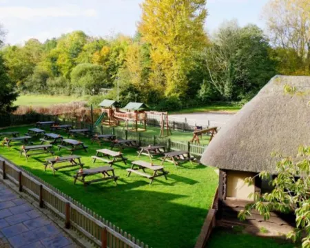 The Sun Inn Hotels in Swindon