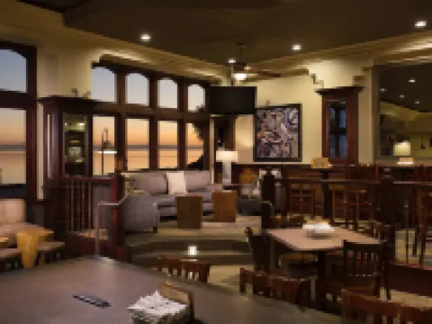 Embassy Suites by Hilton San Francisco Airport Waterfront Hotels in Burlingame