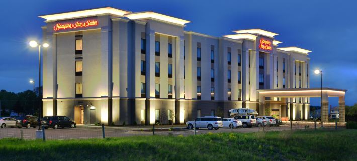 Hampton Inn & Suites Chippewa Falls Hotels in Chippewa County