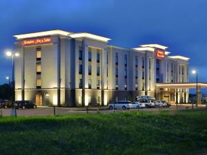 Hampton Inn & Suites Chippewa Falls