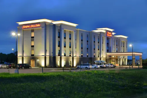 Hampton Inn & Suites Chippewa Falls Hôtels à : Lake Hallie