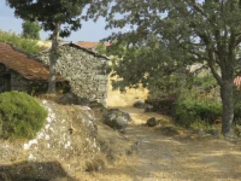 Comfortable Rural Cottage in Ancient Village in the Douro Region Hotels in 