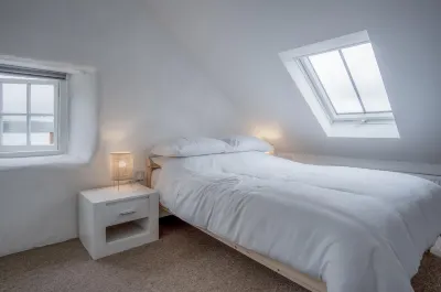 Brook Cottage - 1 Bedroom Cottage - Dale Hotels in 