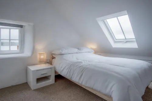 Brook Cottage - 1 Bedroom Cottage - Dale - Villas