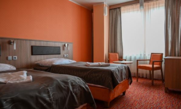 3. 호텔 오페라..