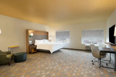 Holiday Inn & Suites Memphis Southeast-Germantown