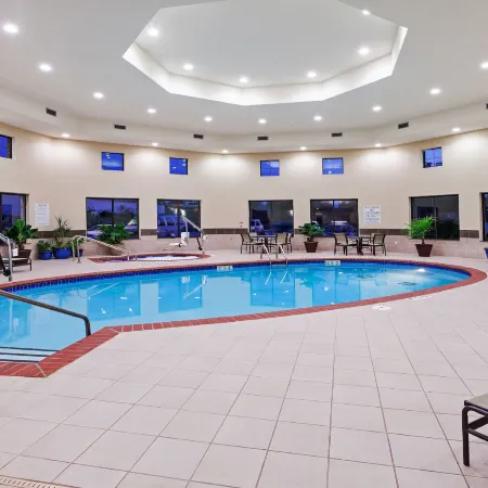 Holiday Inn Express & Suites DUNCAN by IHG