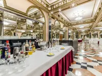 Exe Sevilla Macarena Hotels near Teatro Central