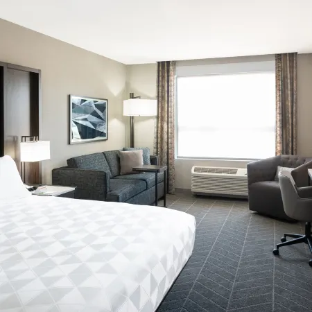 Holiday Inn BOSTON LOGAN AIRPORT - CHELSEA by IHG