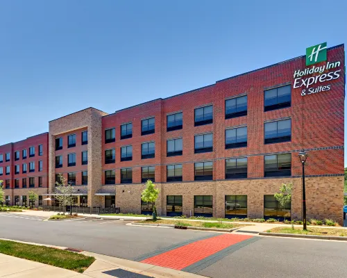 Holiday Inn Express & Suites WINSTON - SALEM SW - CLEMMONS by IHG Hotels in Forsyth County
