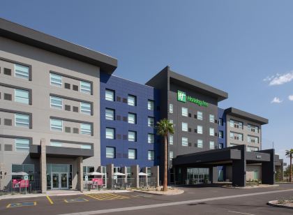 홀리데이 인 글렌데일 - 스타디움 & 엔터테인먼트 디스트릭트 바이 IHG