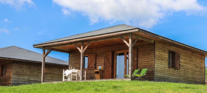 Domaine des Monedieres - Chalet Lac 4-6 Hotels in Correze