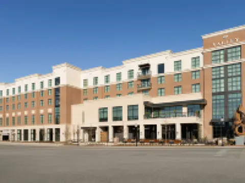 Valley Hotel Homewood Birmingham, Curio Collection by Hilton Hotels in Homewood