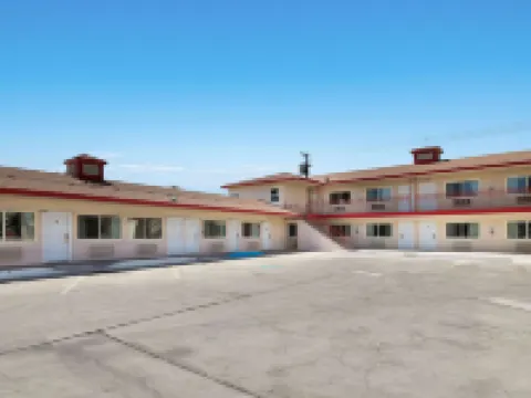 エコノ ロッジ ニードルズ ニードルズのホテル