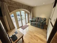 Swan House Tea Room and Bed & Breakfast Hotel a West Dean
