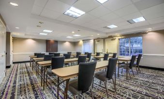 La Quinta Inn & Suites by Wyndham Myrtle Beach Broadway Area