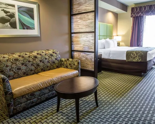 Comfort Suites New Bern Near Cherry Point Hotels in Craven County
