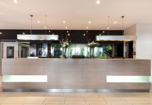 2. 노붐 호텔 알데..