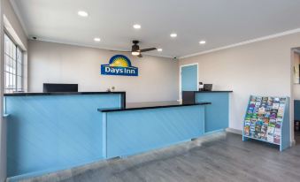 Days Inn by Wyndham Red Bluff